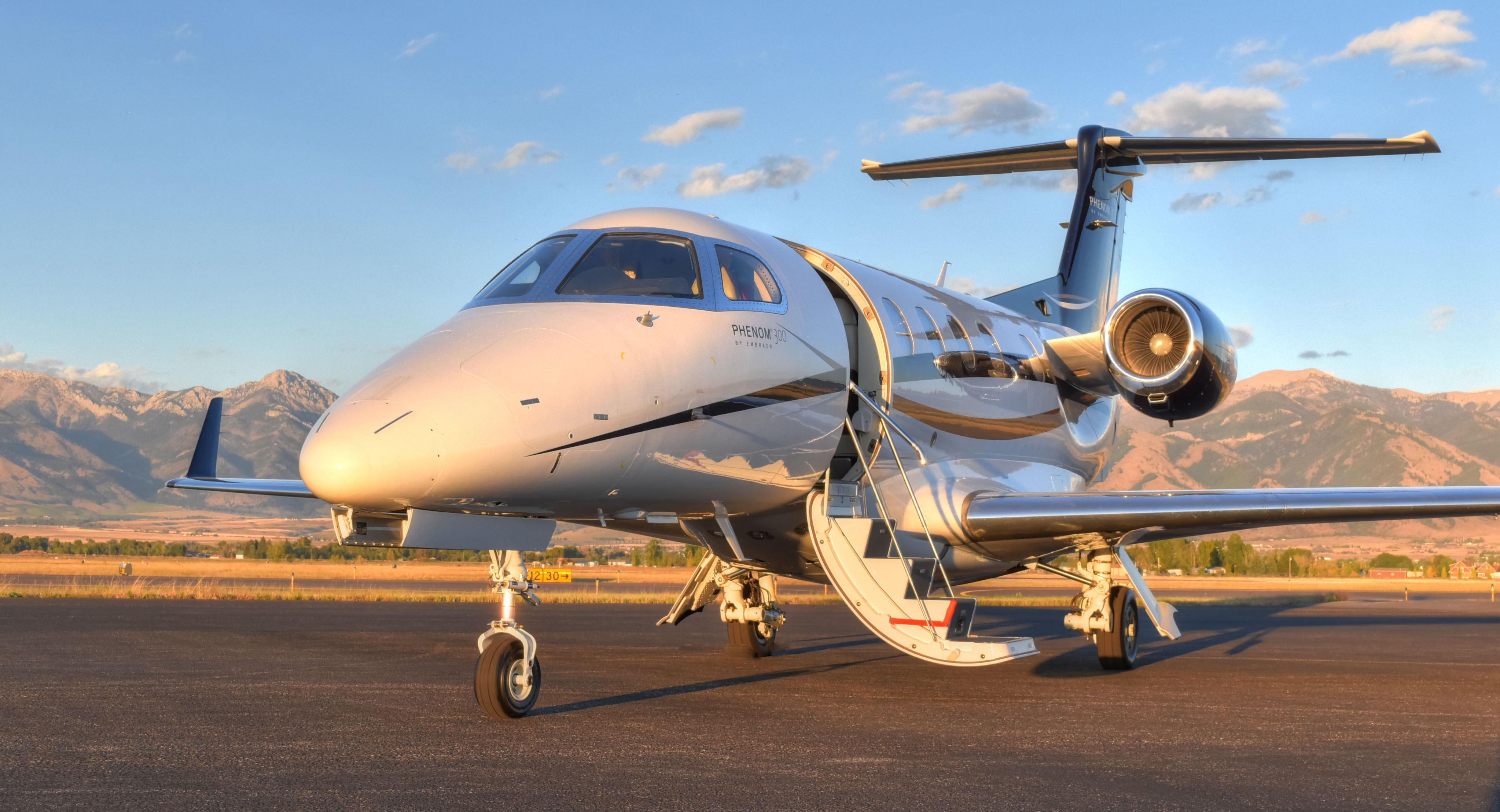 summit-aviation-continues-charter-expansion-adds-phenom-300